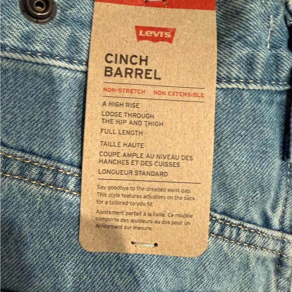 Levi’s cinch barrel Jean - Picture 3 of 6